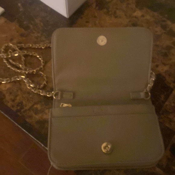 EUC Bebe Los Angeles small handbag with leather and chain strap crossbody bag - Picture 3 of 10